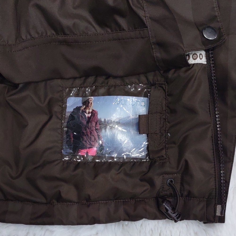 BURTON JACKET, Size M - Picture 17 of 17